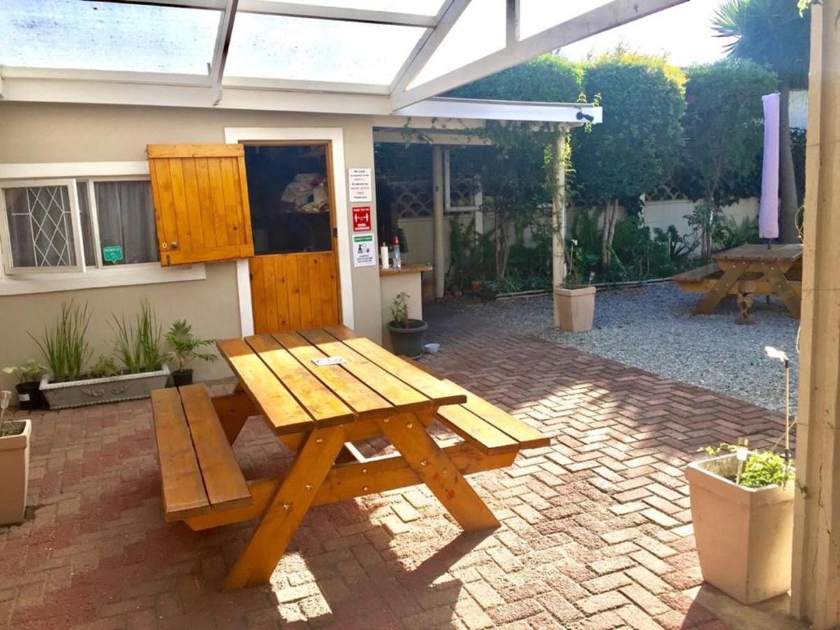 Jembjo'S Knysna Lodge & Backpackers Exterior photo
