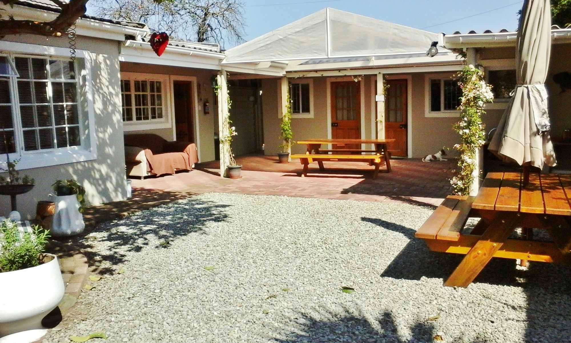 Jembjo'S Knysna Lodge & Backpackers Exterior photo